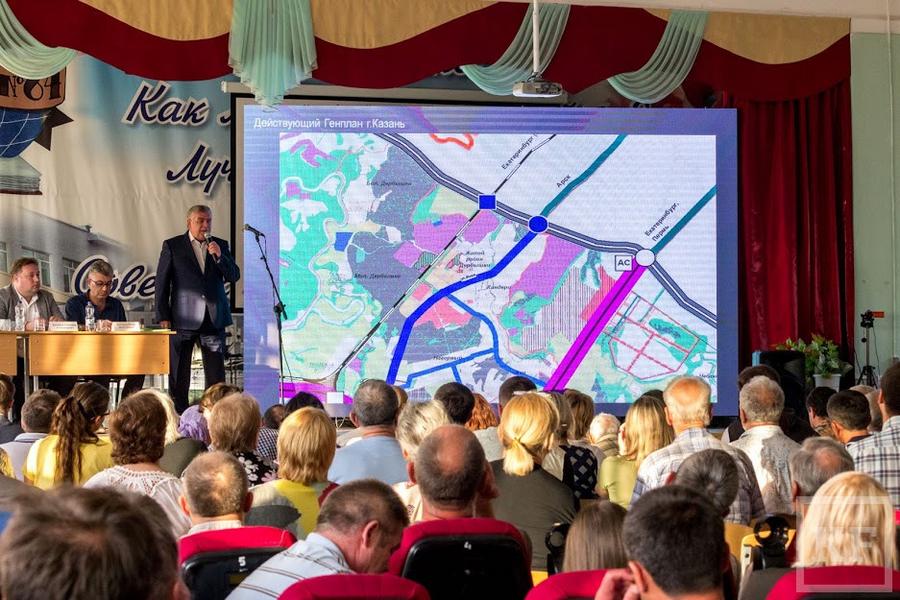 Жителям Дербышек представили три варианта будущей дороги