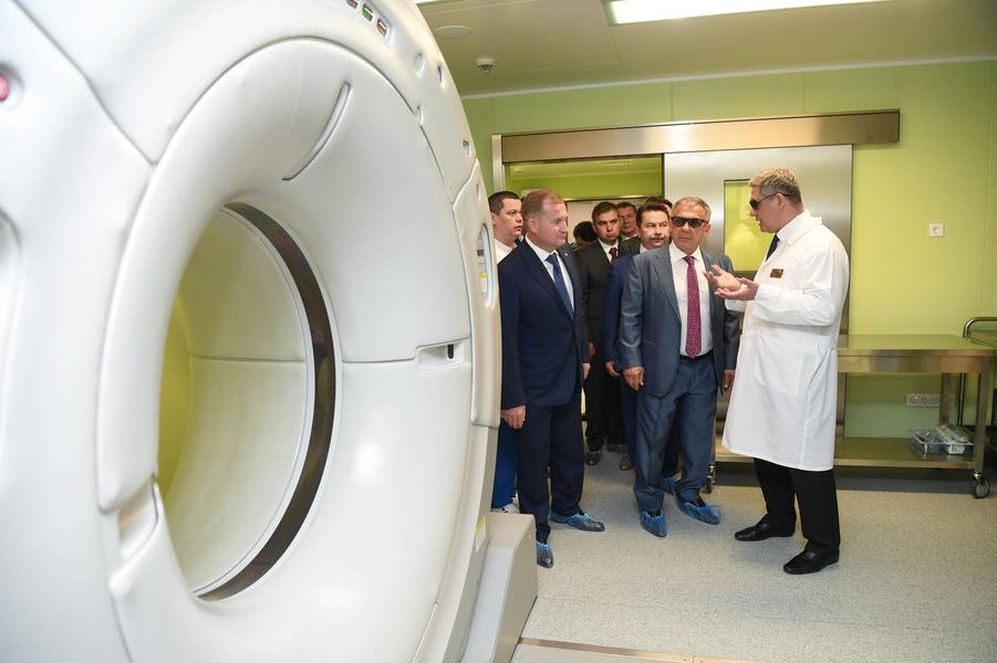Рустам Минниханов посетил Федеральный центр нейрохирургии в Тюмени