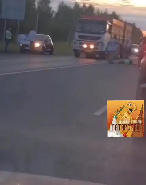 Видео: жительница Татарстана погибла после селфи у трассы