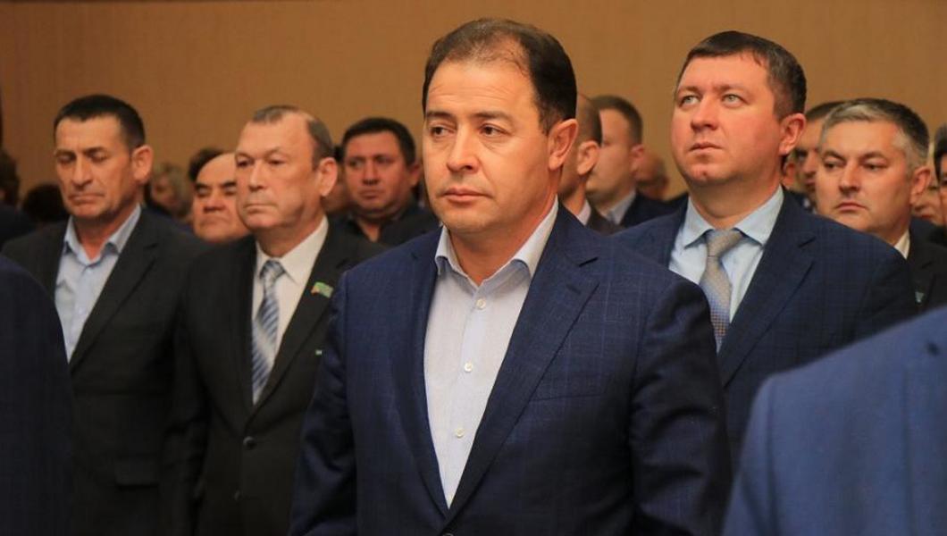 Горсовет Альметьевска: Нагуманов перекраивает депутатский корпус под себя