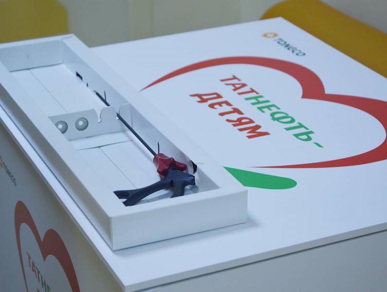 Детской больнице Нижнекамска преподнесли в подарок мединструменты на 1,4 млн рублей Детской больнице Нижнекамска преподнесли в подарок мединструменты на 1,4 млн рублей