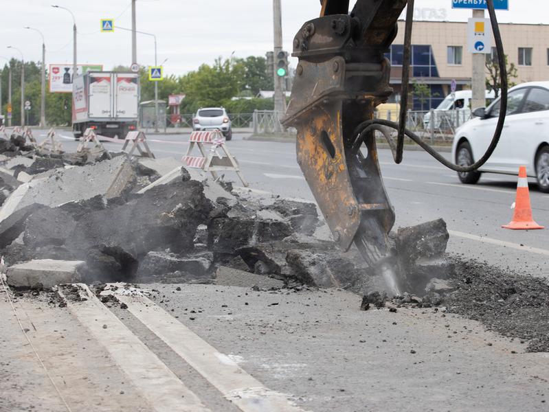 Мэр Казани проверил ход капитального ремонта дорог