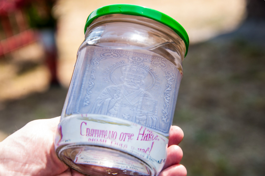 Икона Николая Чудотворца появилась на дне реки в Куюках