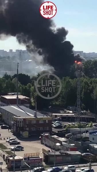 В Новосибирске прогремел мощный взрыв на АЗС