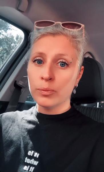 Женщина, сбившая на авто ребёнка на самокате в Казани, прокомментировала инцидент Женщина, сбившая на авто ребёнка на самокате в Казани, прокомментировала инцидент