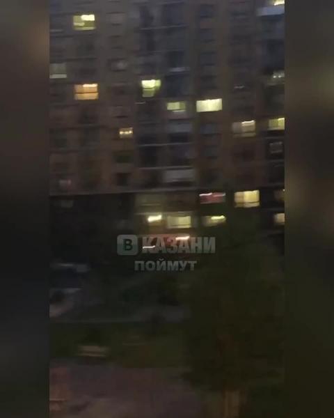 В Казани выстрелы запущенного у подъезда дома салюта летели прямо в окна