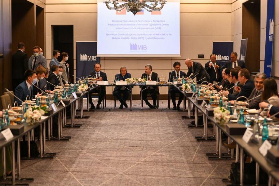 Рустам Минниханов встретился с руководством Союза производителей продукции машиностроения Турции