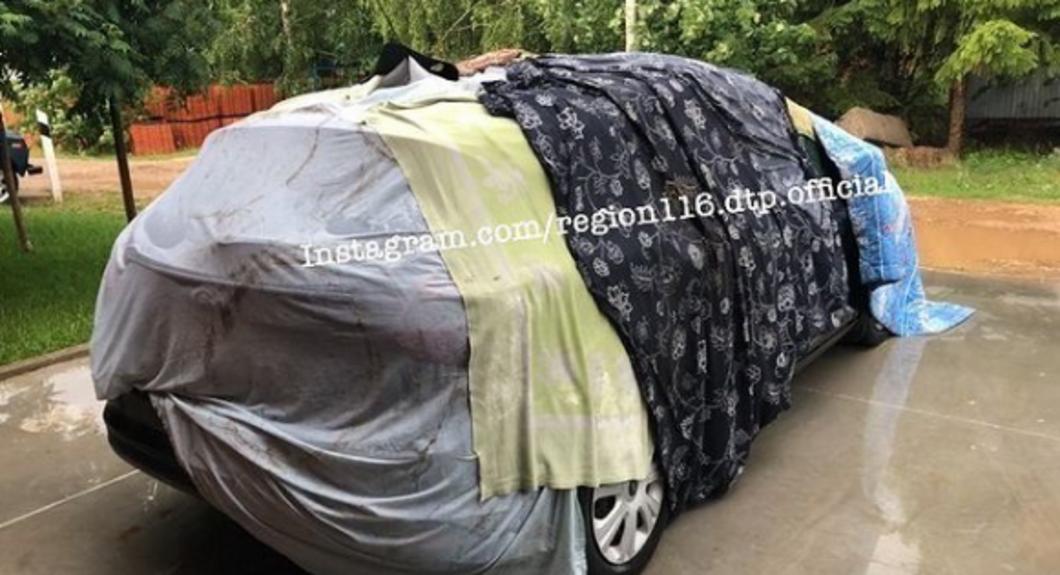 Сильный град испортил Сабантуй в Арском районе Татарстана: люди прятались под батутами Сильный град испортил Сабантуй в Арском районе Татарстана: люди прятались под батутами