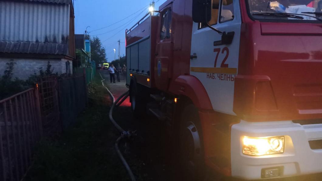 На месте пожара в Челнах обнаружены тела отца и 12-летней дочери