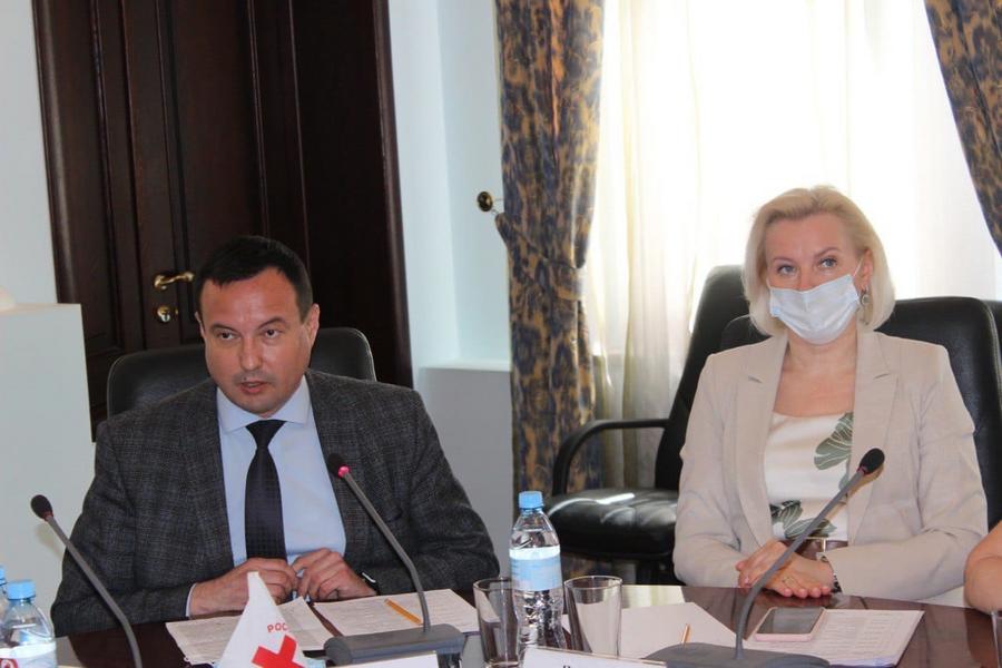 В Казани обозначили новые направления развития татарстанского Красного Креста