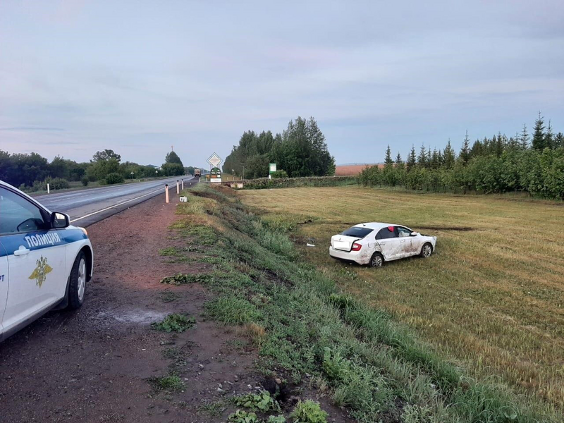 В Альметьевске пьяный водитель врезался в КАМАЗ