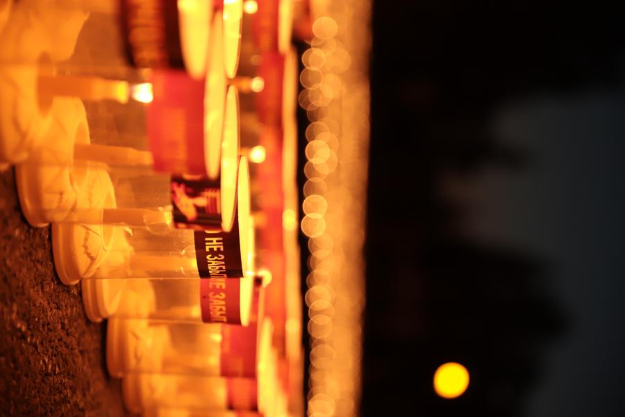 В День памяти и скорби молодёжь Татарстана выложила из свечей портрет Михаила Девятаева