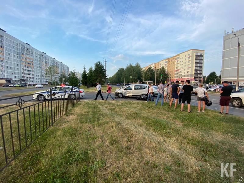 Попавший в ДТП в Нижнекамске байкер не имеет водительских прав