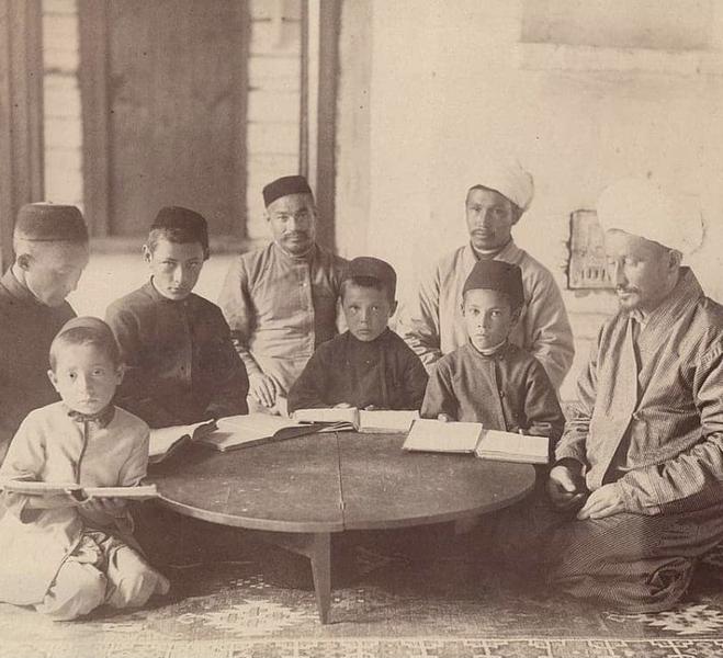 «Кто-то делает родословные-шәҗәрә, потому что это для него элемент престижности» «Кто-то делает родословные-шәҗәрә, потому что это для него элемент престижности»