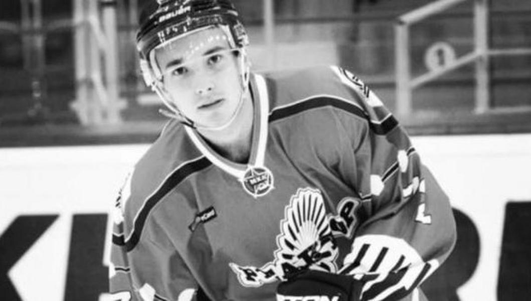 Убийство хоккеиста в казанском ЖК «Арт Сити»: обвиняемый признал вину, а родственники погибшего требуют для него самого сурового наказания