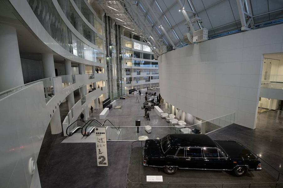 «Мумификация позора»: не пора ли закрыть Ельцин-центр?