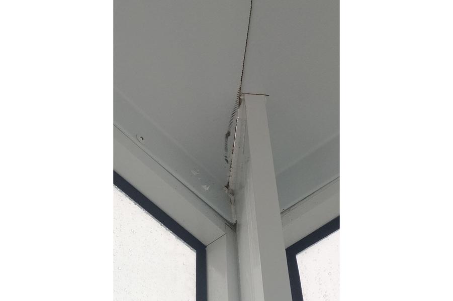 Бонус от «Профит»: В Челнинской многоэтажке жильцы в подарок получили «частный бассейн» на балконе