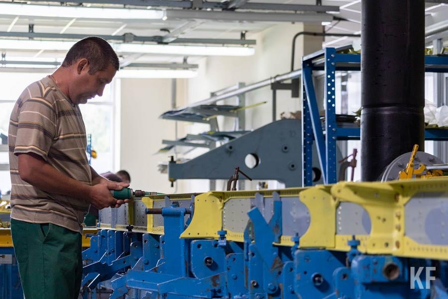 «Не надо думать, что основная масса европейцев и американцев даже в эпоху европейских и западных «ценностей» в России жили намного лучше россиян» «Не надо думать, что основная масса европейцев и американцев даже в эпоху европейских и западных «ценностей» в России жили намного лучше россиян»