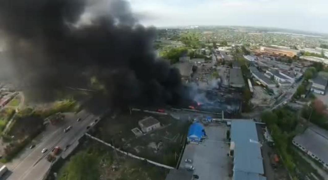 После масштабного пожара на складе «Алтынполимера» Челнов назначили штраф