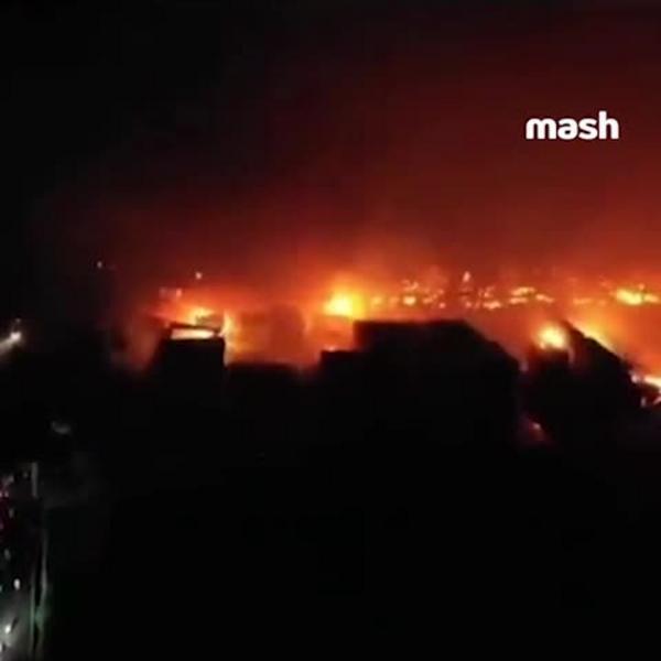При пожаре на частном контейнерном складе в Бангладеш погибли 15 человек