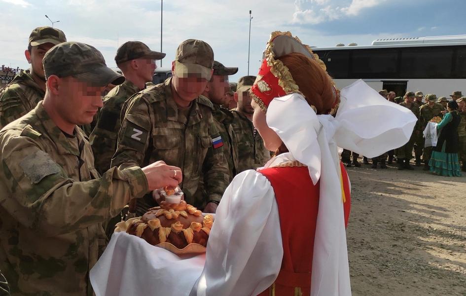 В Татарстане встретили вернувшихся со спецоперации на Украине росгвардейцев