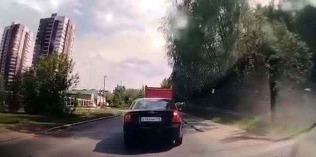 Мама девочки, которую сбила машина в Казани, поблагодарила вызвавших «скорую» очевидцев