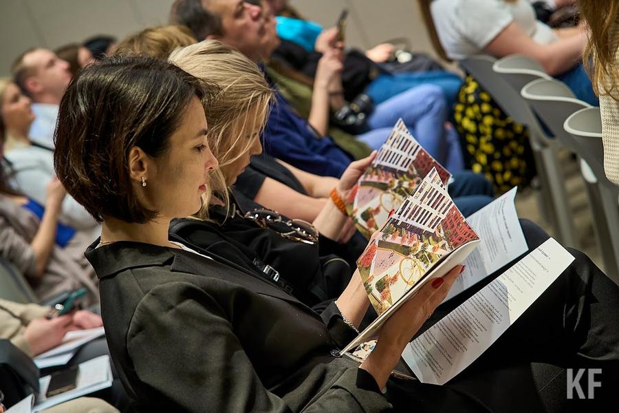 «Мы идем к умеренному потреблению. Падению сбыта. Сокращению среднего класса» «Мы идем к умеренному потреблению. Падению сбыта. Сокращению среднего класса»