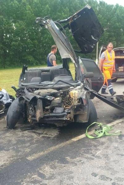 в Аксубаевском районе столкнулись трактор и автомобиль: пострадала женщина