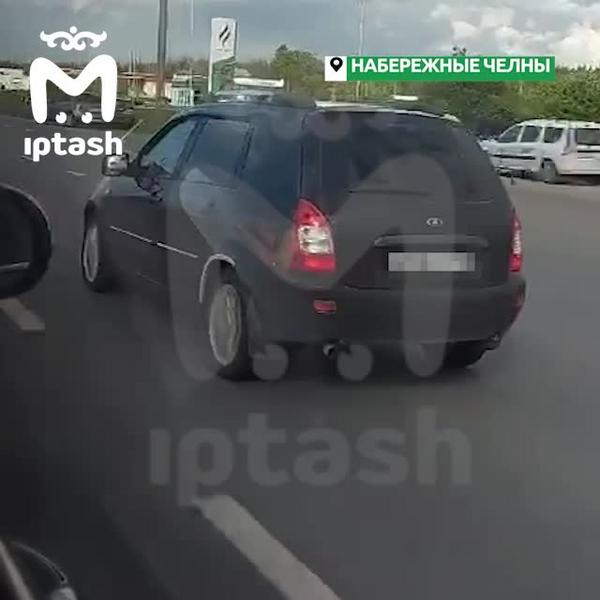 Устроивший «покатушки» с малышом у руля челнинец: Ребенок заплакал, взял на руки