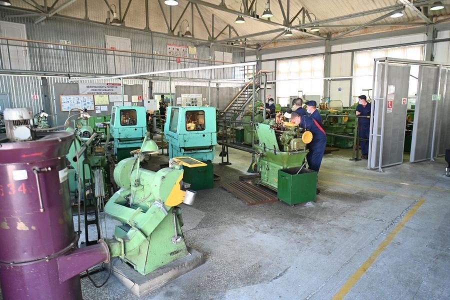 Минниханов, Патрушев и Комаров посетили посетили тетюшский механический завод КВЗ Минниханов, Патрушев и Комаров посетили посетили тетюшский механический завод КВЗ