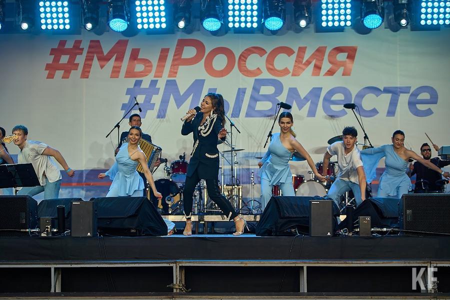 Казанцы отпраздновали День России с Гузель Уразовой, группами «Земляне» и Pizza