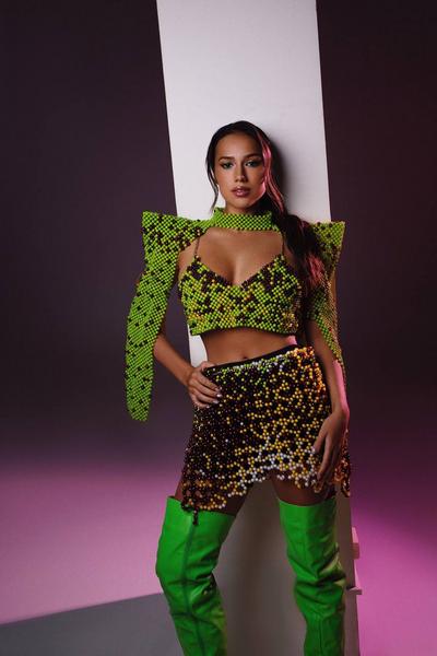 «Непривычно видеть себя такой»: Алина Загитова показала свой новый образ