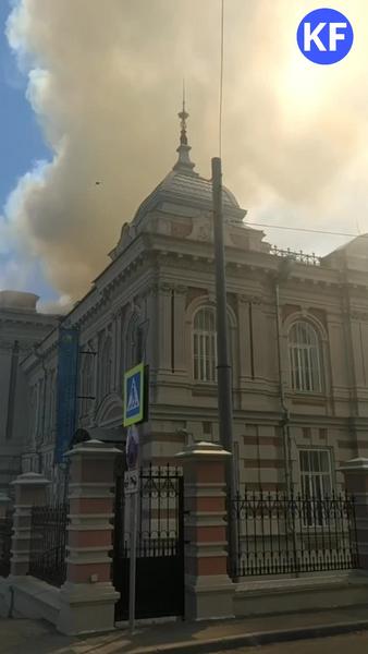 Загорелась крыша арт-резиденции «Созвездие-Йолдызлык» в Казани