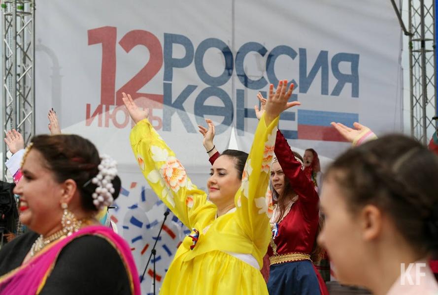 День России – государственный праздник, но он становится народным