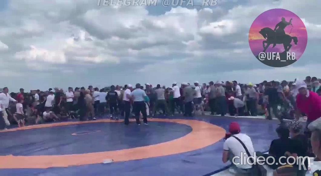 В сети появилось видео массовой драке во время Сабантуя в Башкортостане