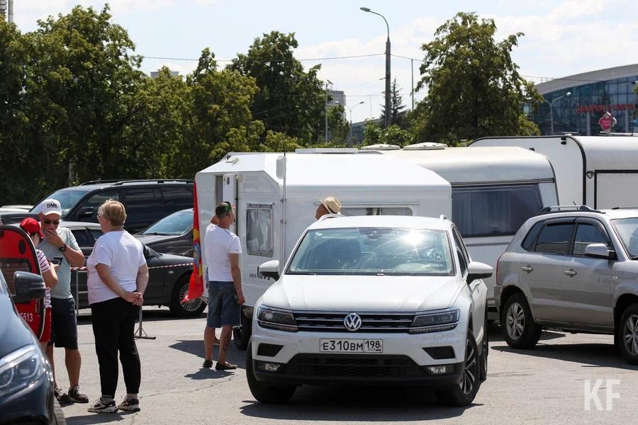 Автодома-самоделки, первый автокемпинг и пушистые друзья: Татарстан принял более 30 экипажей караванеров