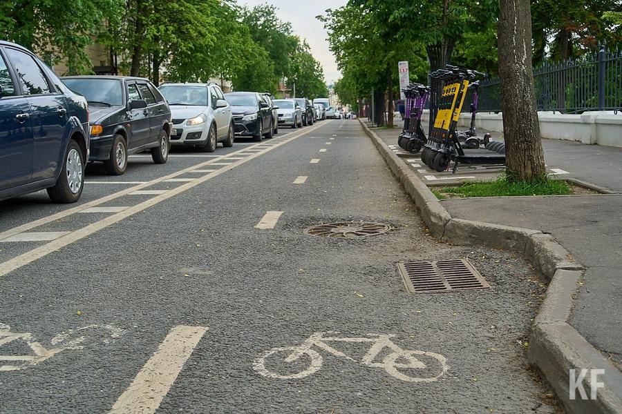 «Состояние казанского транспорта вызывает вопросы к распределению городского бюджета» «Состояние казанского транспорта вызывает вопросы к распределению городского бюджета»