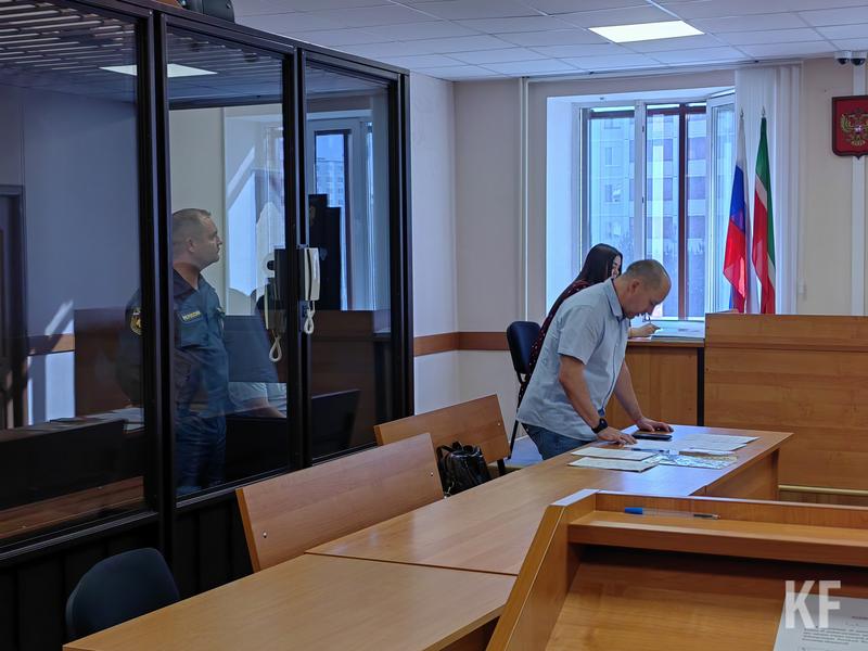 Помогавшего за взятку «косить» от мобилизации начальника пожарно-спасательной части Альметьевска отправили в СИЗО