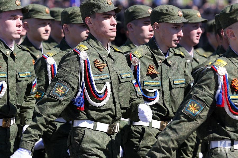 Тридцатилетний призывник: на благо армии или во вред стране? Отвечают татарстанские политики