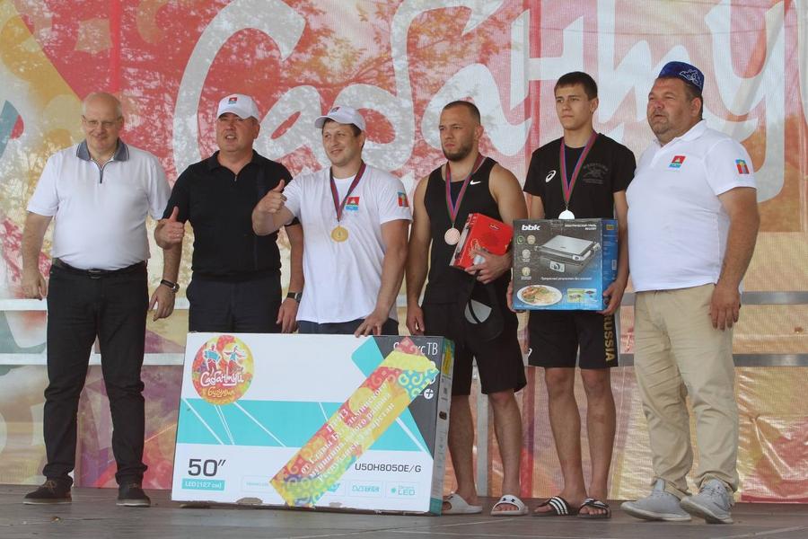 Бугульминец Алексей Захаров стал абсолютным батыром Сабантуя в Армавире