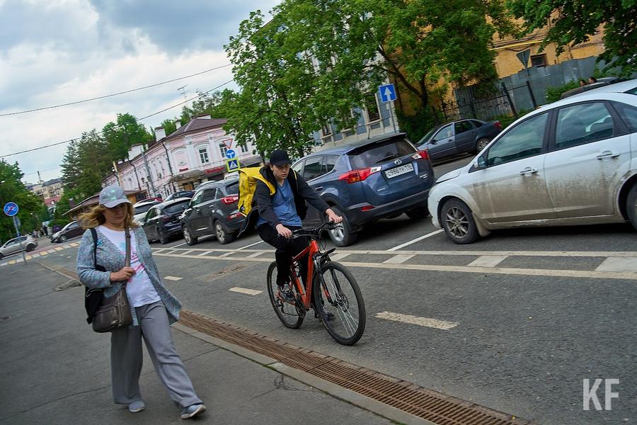 «Состояние казанского транспорта вызывает вопросы к распределению городского бюджета» «Состояние казанского транспорта вызывает вопросы к распределению городского бюджета»