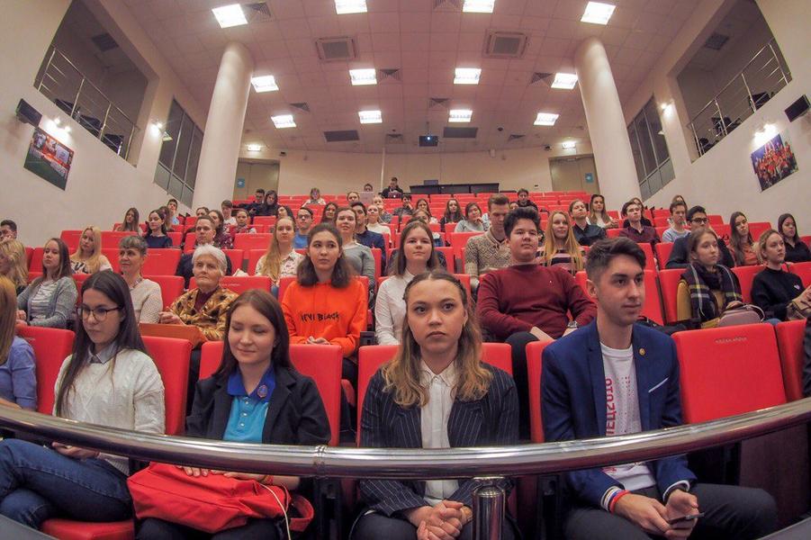 От 16 и старше: Казань начала отбор 1 000 волонтеров для ЧМ-2018