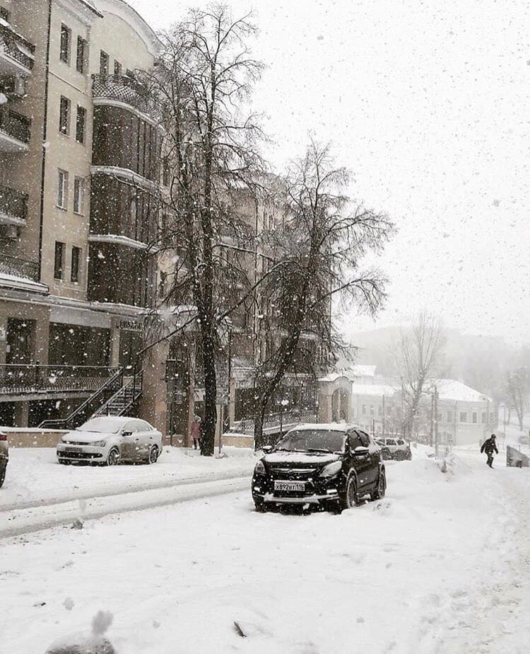 Снежный удар: как Казань пережила весеннюю метель