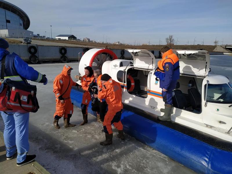 Казанские спасатели и инспекторы ГИМС трижды за сутки выезжали на спасение на льду Казанские спасатели и инспекторы ГИМС трижды за сутки выезжали на спасение на льду