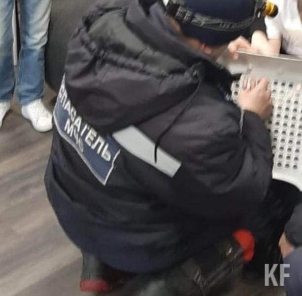 Казанские спасатели вытащили пятилетнего мальчик из стула