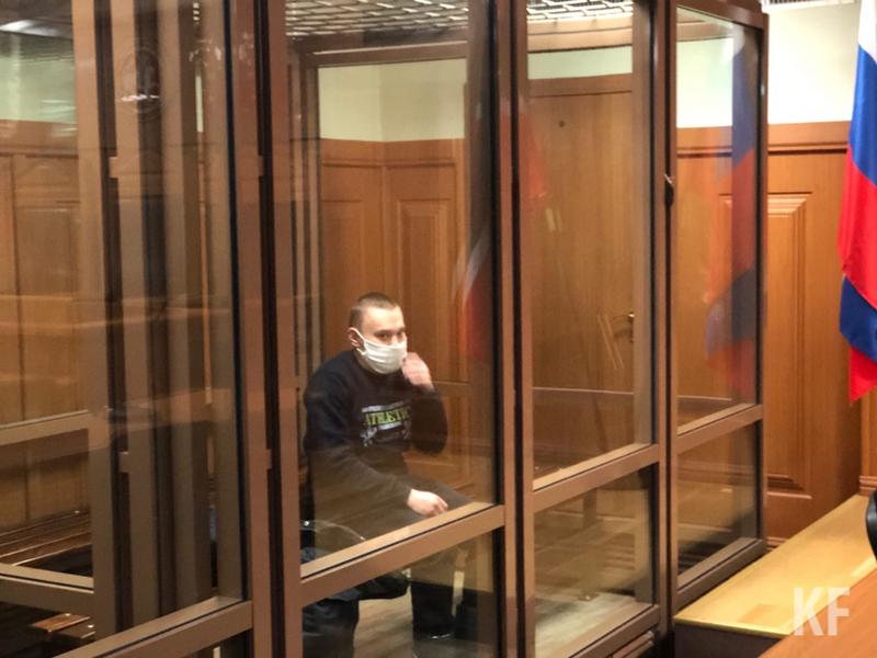 Пироман из Татарстана, сжигавший дома с людьми, заплакал в суде: Не наказывайте, в тюрьме мне жизни не будет