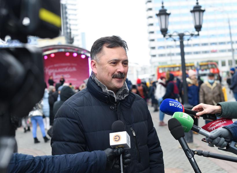 Казанцы отметили годовщину присоединения Крыма с Россией праздничным концертом