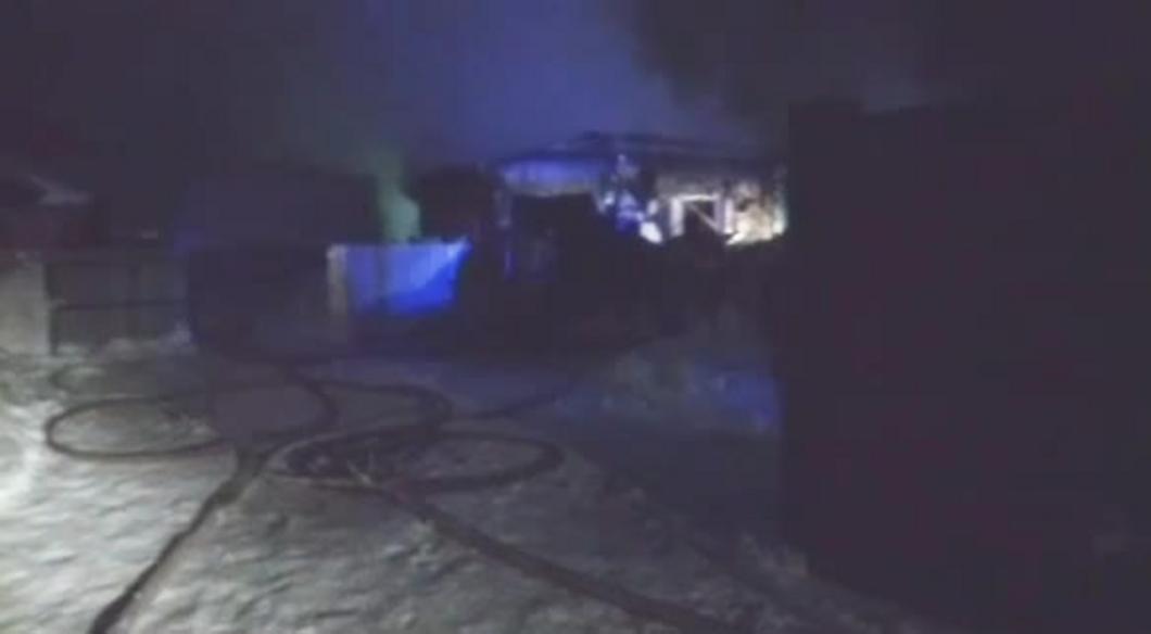 На пожаре в частном доме в Татарстане погибли два человека
