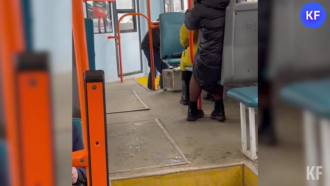 Казанцы сняли на видео взбесившийся трамвай