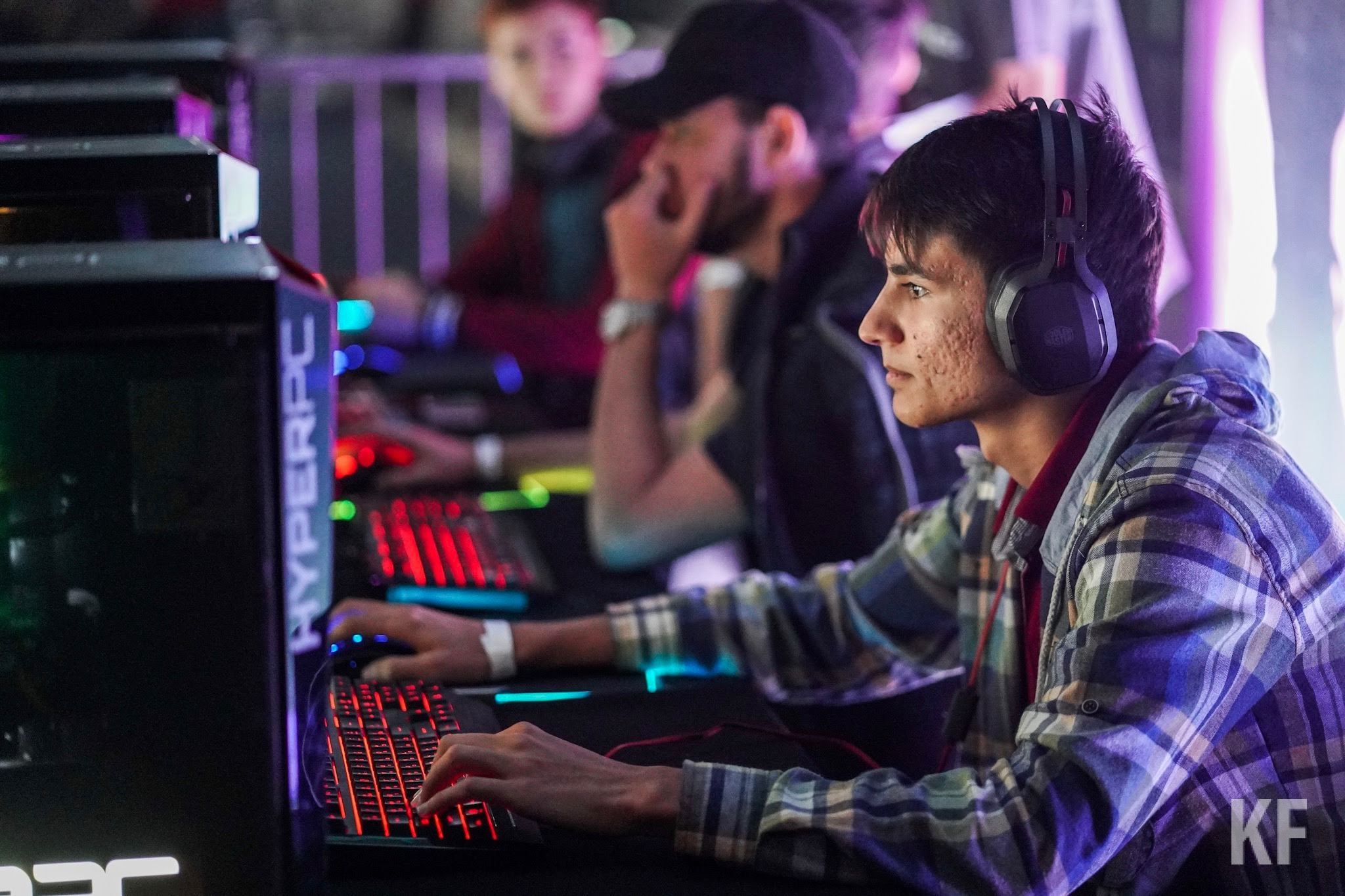 Турниры c поддержкой властей и гейминг с обучением: как в Альметьевске развивают киберспорт